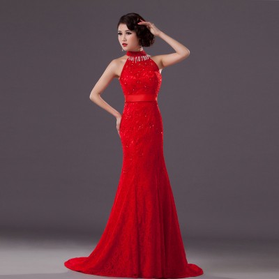 Sade Güzel Kırmızı Nişan Elbise Modelleri